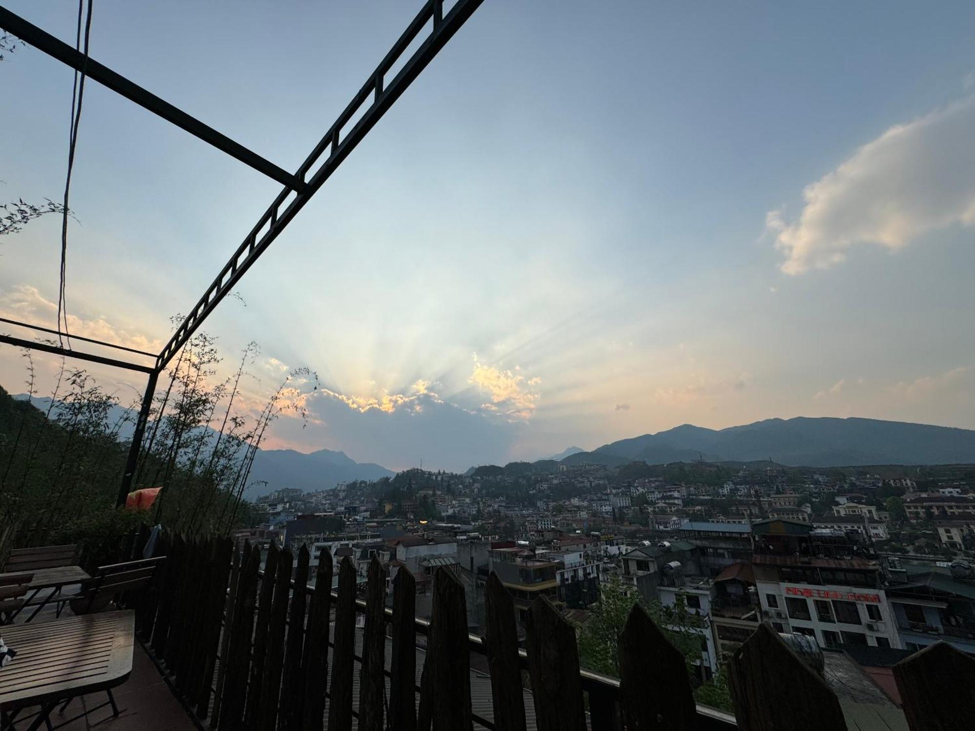 Central Sapa Serenity Homestay Exterior photo